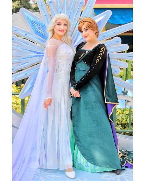 disneyland anna and elsa frozen 2|anna and elsa disney princess.